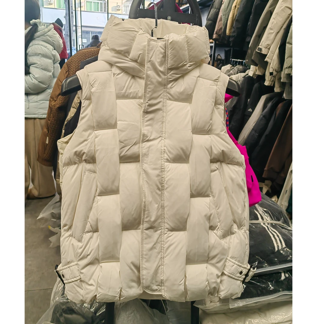 冬季男女同款羽绒马甲时尚百搭宽松气质显瘦连帽舒适