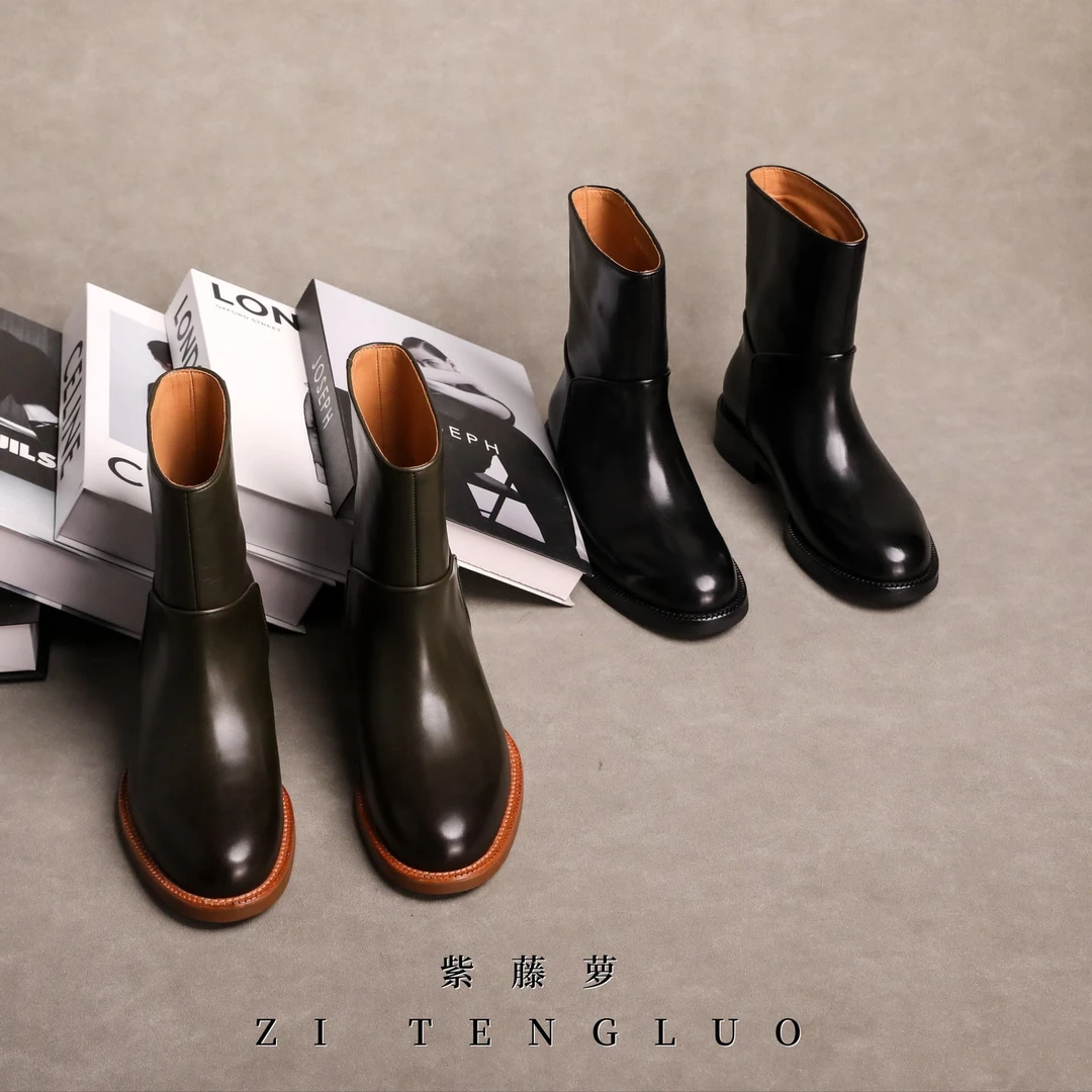 ZiTengLuo/25年早秋新款胎牛精致短靴2863-2