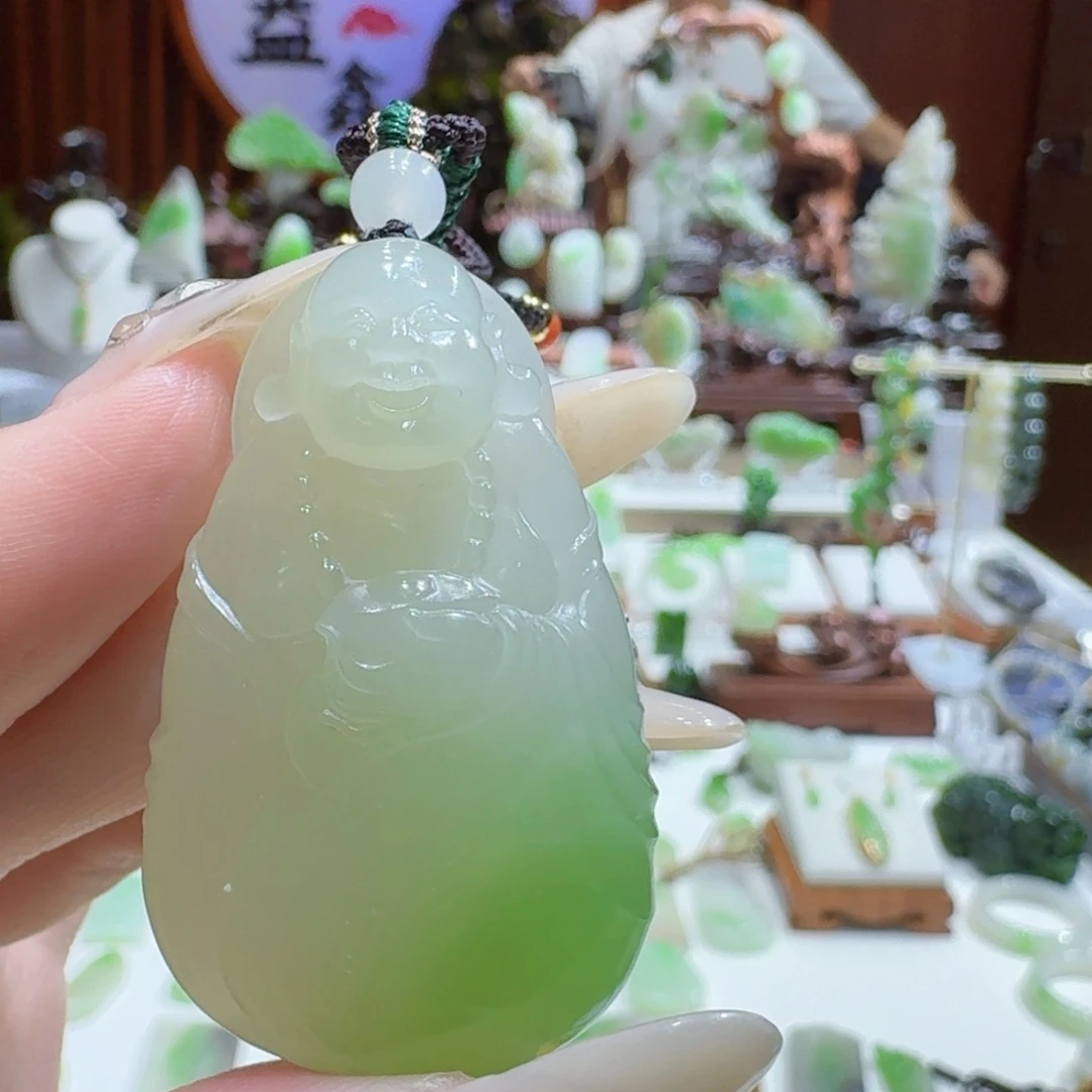未镶嵌和田玉（翠青玉）挂件翠青元宝佛