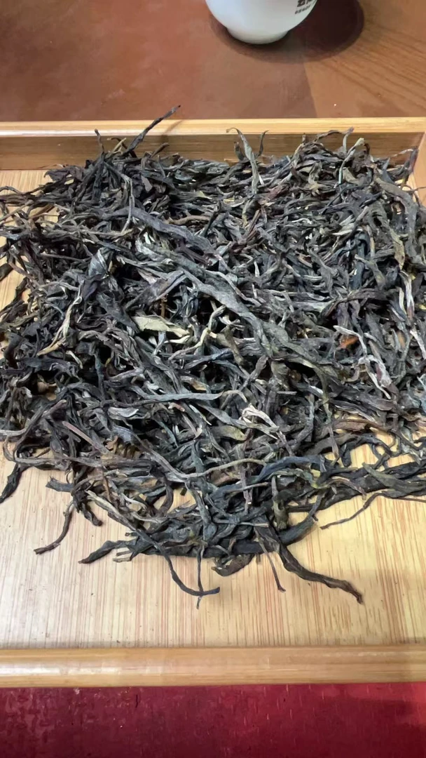 古树散茶-2020年-果敢茶祖橡筋茶王古树散生茶-9977-SDA-335