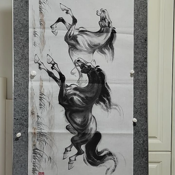 横款周士宸水墨写意骏马图