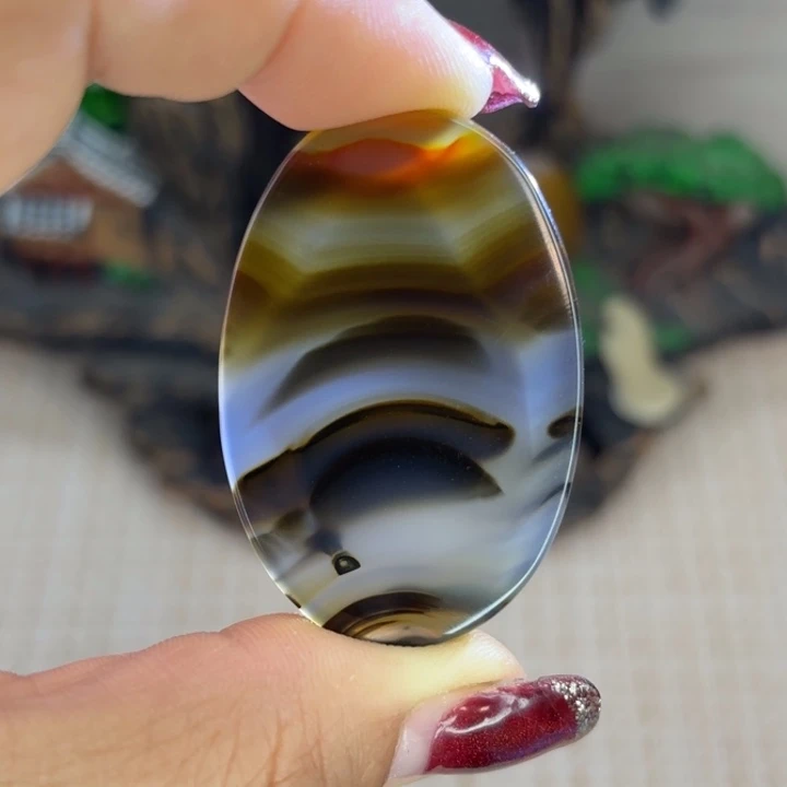 玛瑙/玉髓颈饰未镶嵌