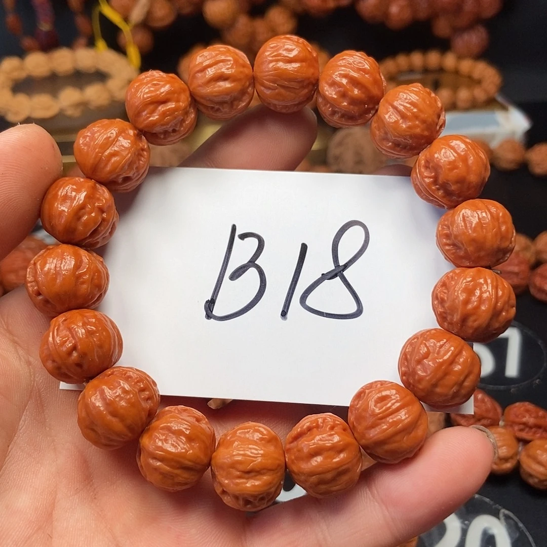 高***大手串文玩核桃八棱17