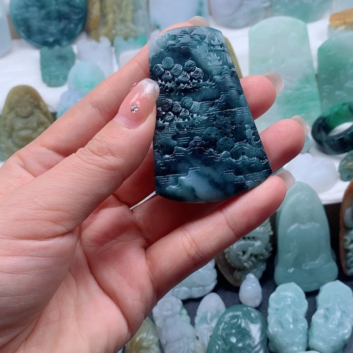 定制翡翠未镶嵌山水牌