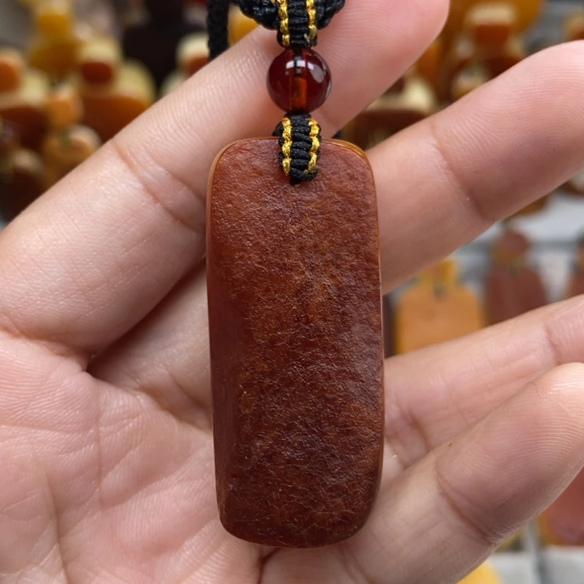 【闪购商品】琥珀颈饰未镶嵌