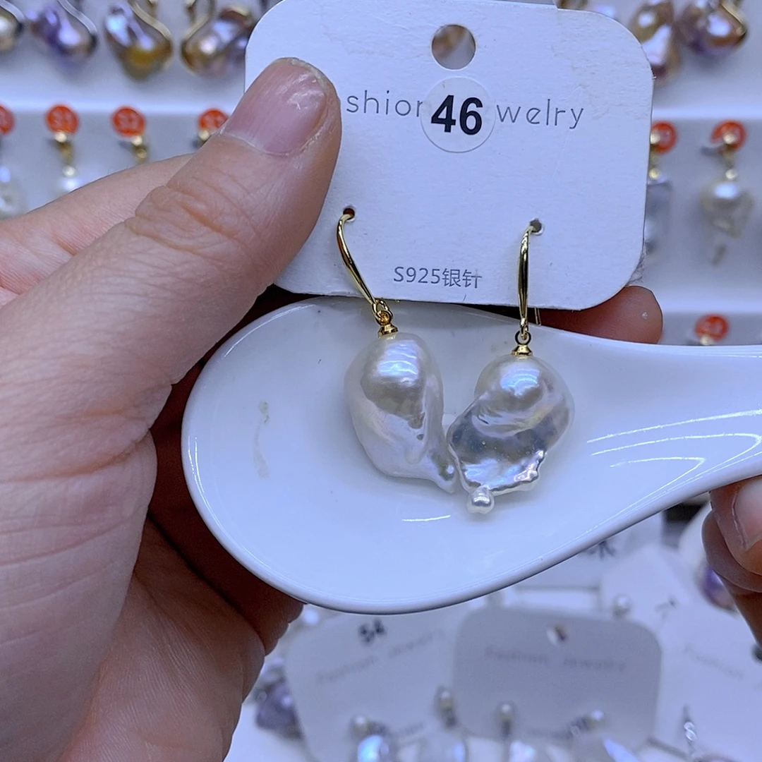 颈饰淡水珍珠未镶嵌