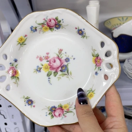 陈***.金葡萄瓷器欢迎您