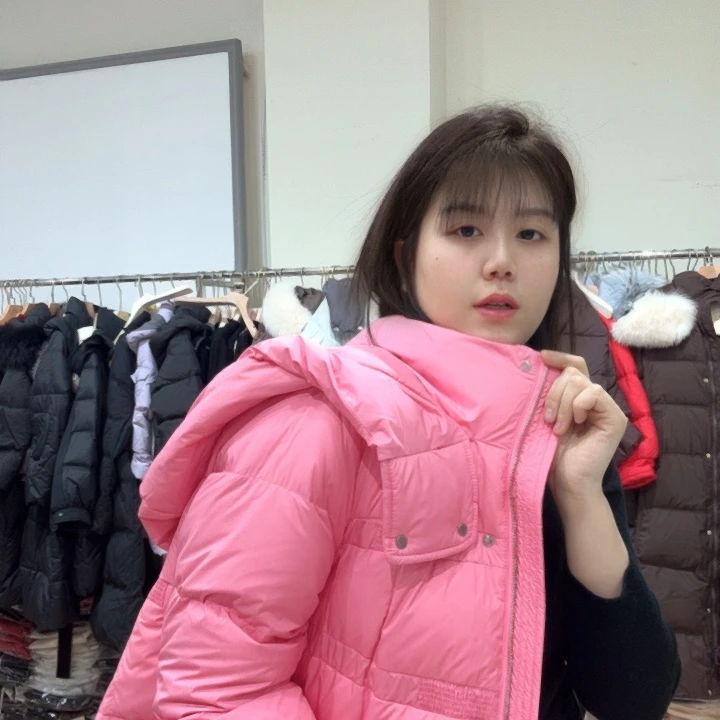 春***开芮娜依莲芮娜依莲