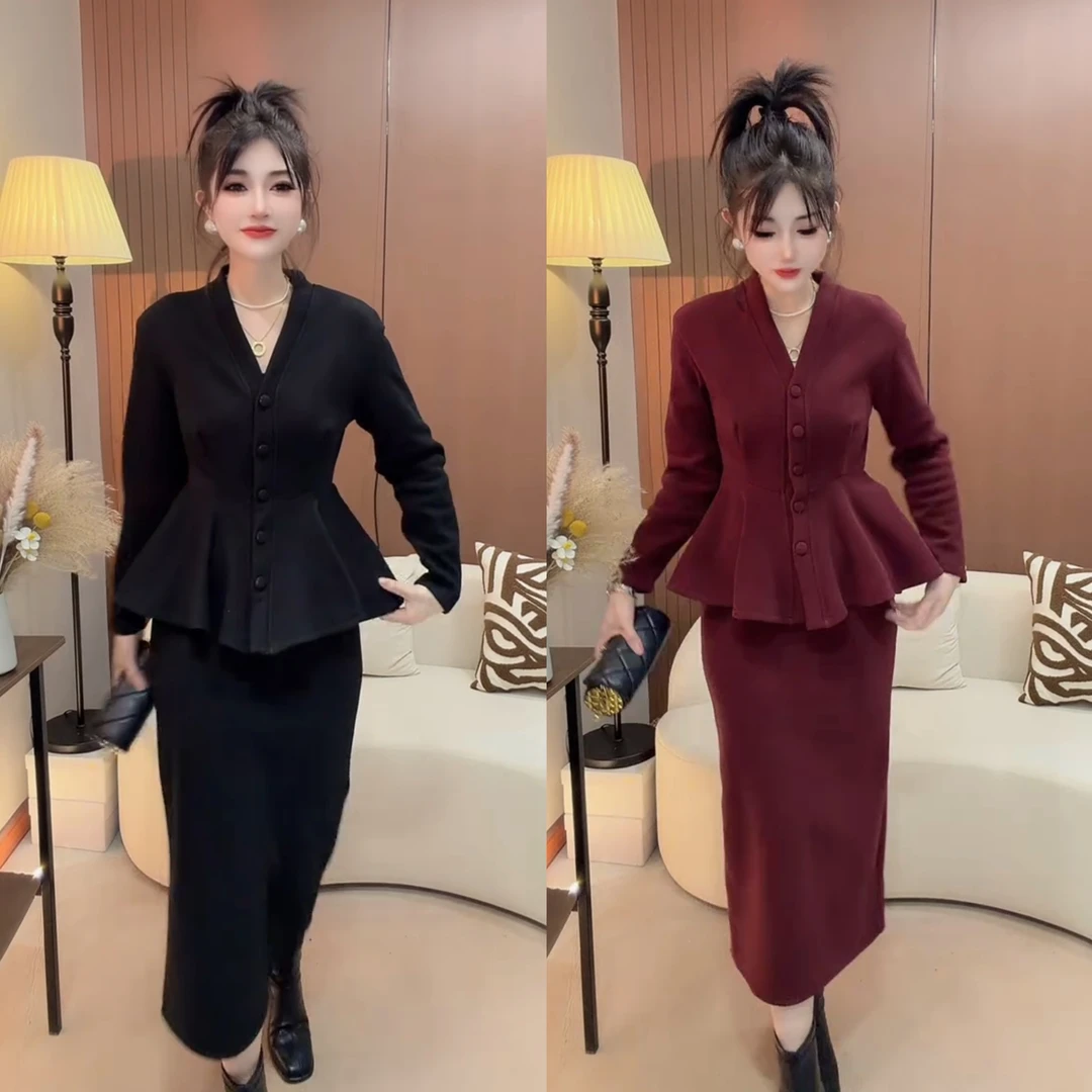 秋冬新款韩版气质收腰显瘦加绒加厚鱼尾半身裙时尚套装女女神穿搭