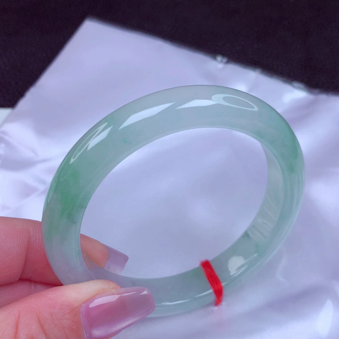 翡翠未镶嵌手镯手镯