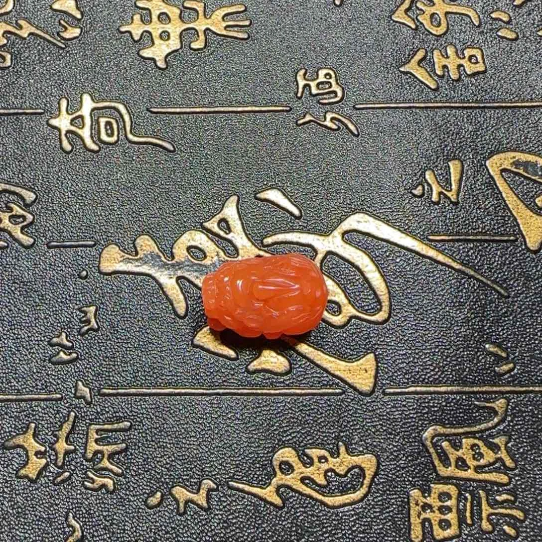 未镶嵌原矿貔貅吊坠20*13*13南红玛瑙