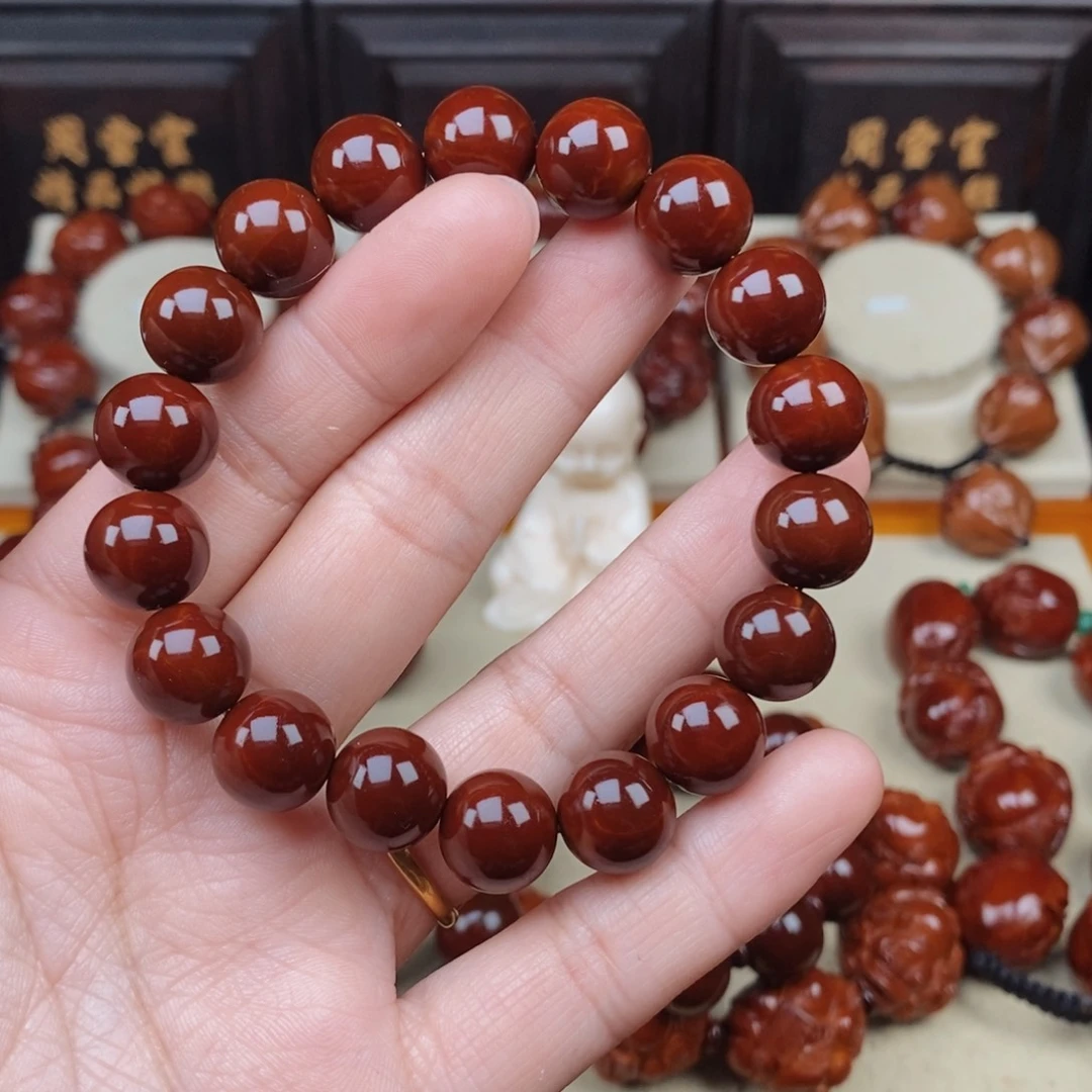 一***顺吊坠橄榄核正圆光珠