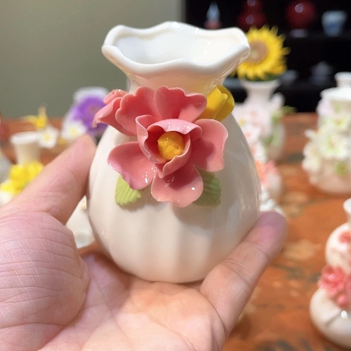 其他手工陶瓷精致摆件