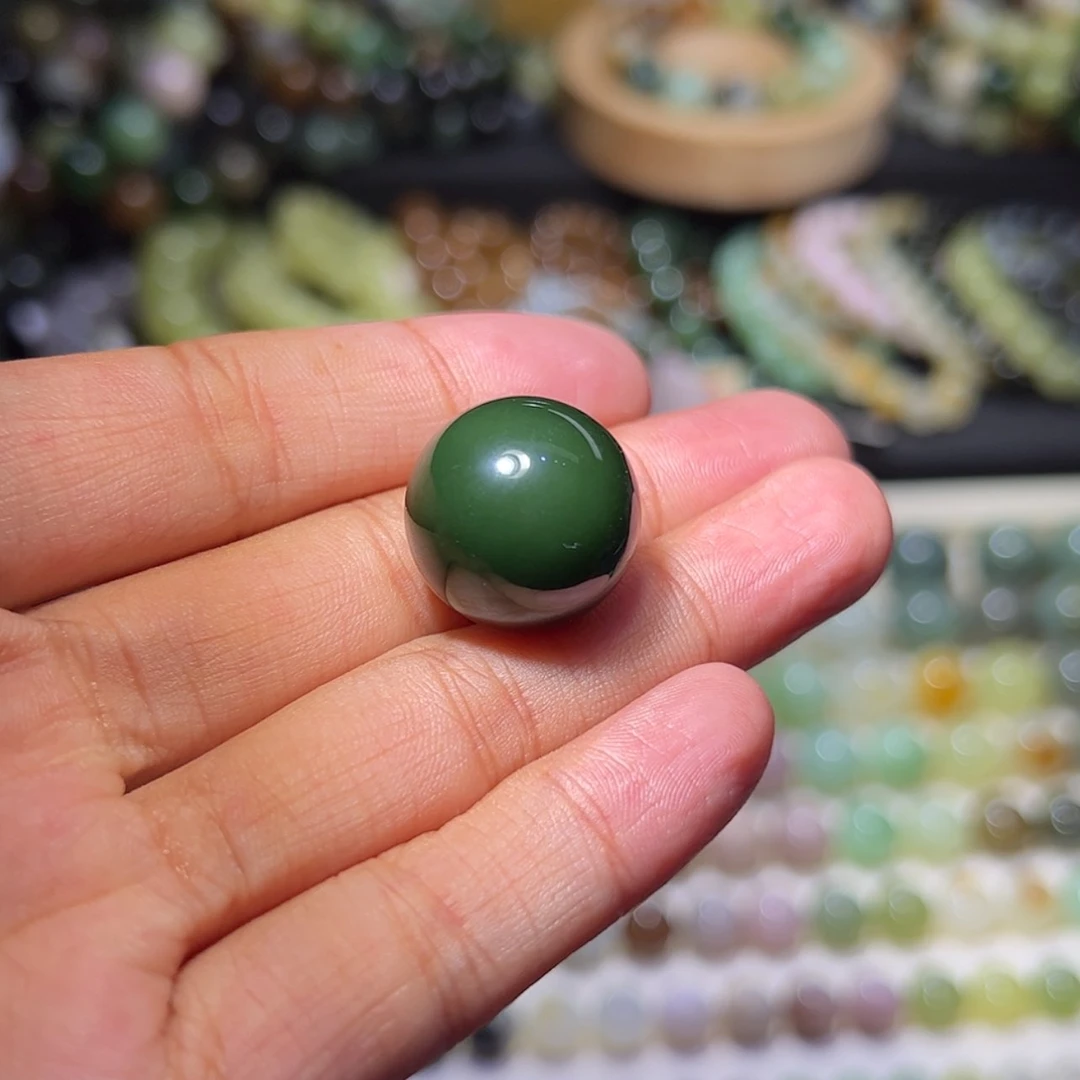 【闪购商品】和田玉未镶嵌珠宝奇石菠菜绿18mm