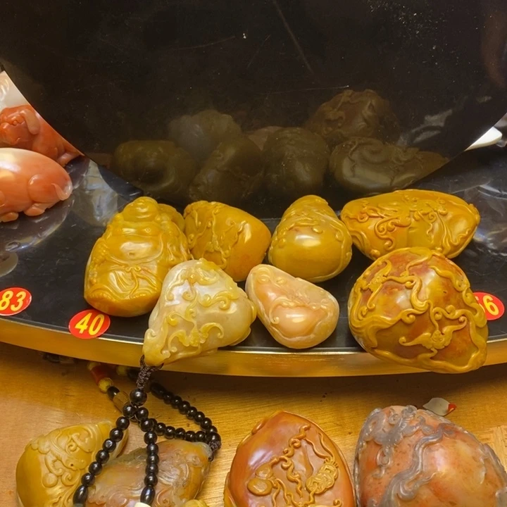 寿山石河**年寿山石。。。。。。。。。