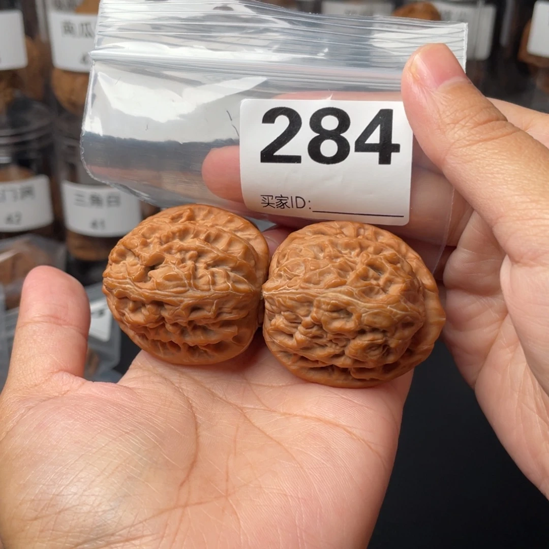 榴***宜文玩核桃把件全品43红锦鲤