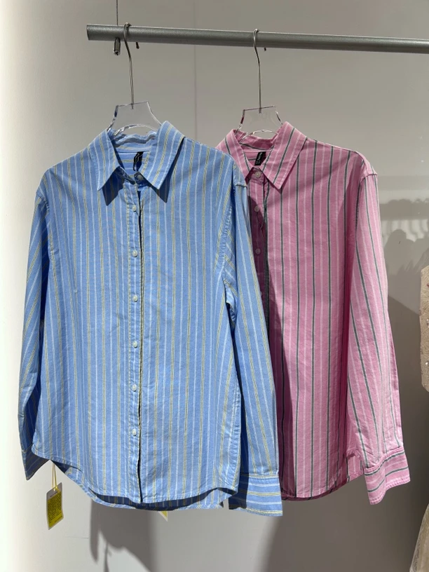 休闲纯棉竖条纹常规版衬衫