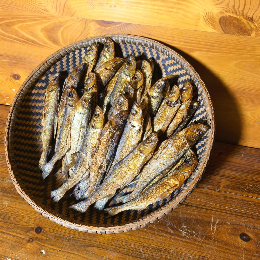 新粉福利|黄材水库特产刁子鱼柴火腊鱼农家自制烟熏小鱼干货