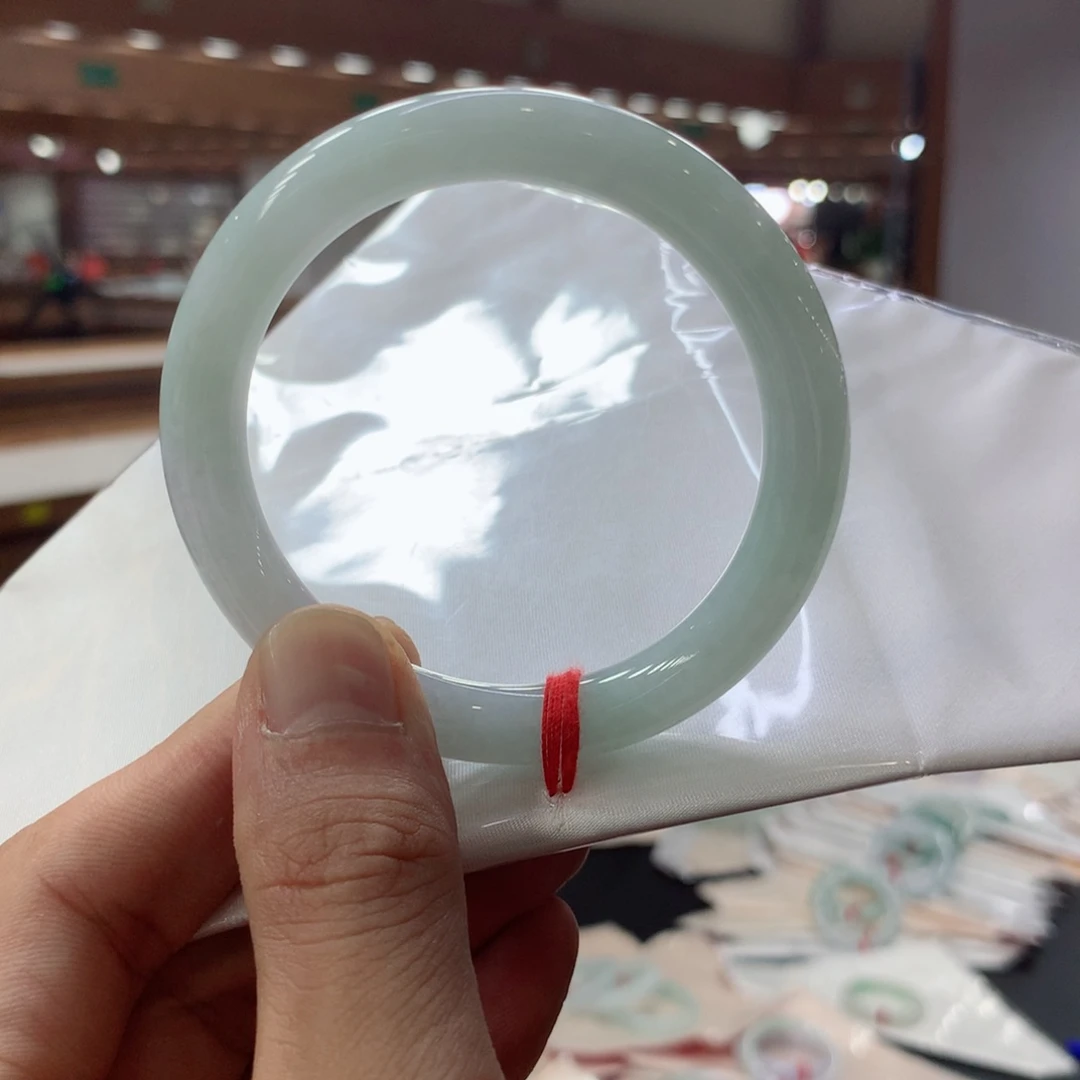 翡翠未镶嵌手镯买断
