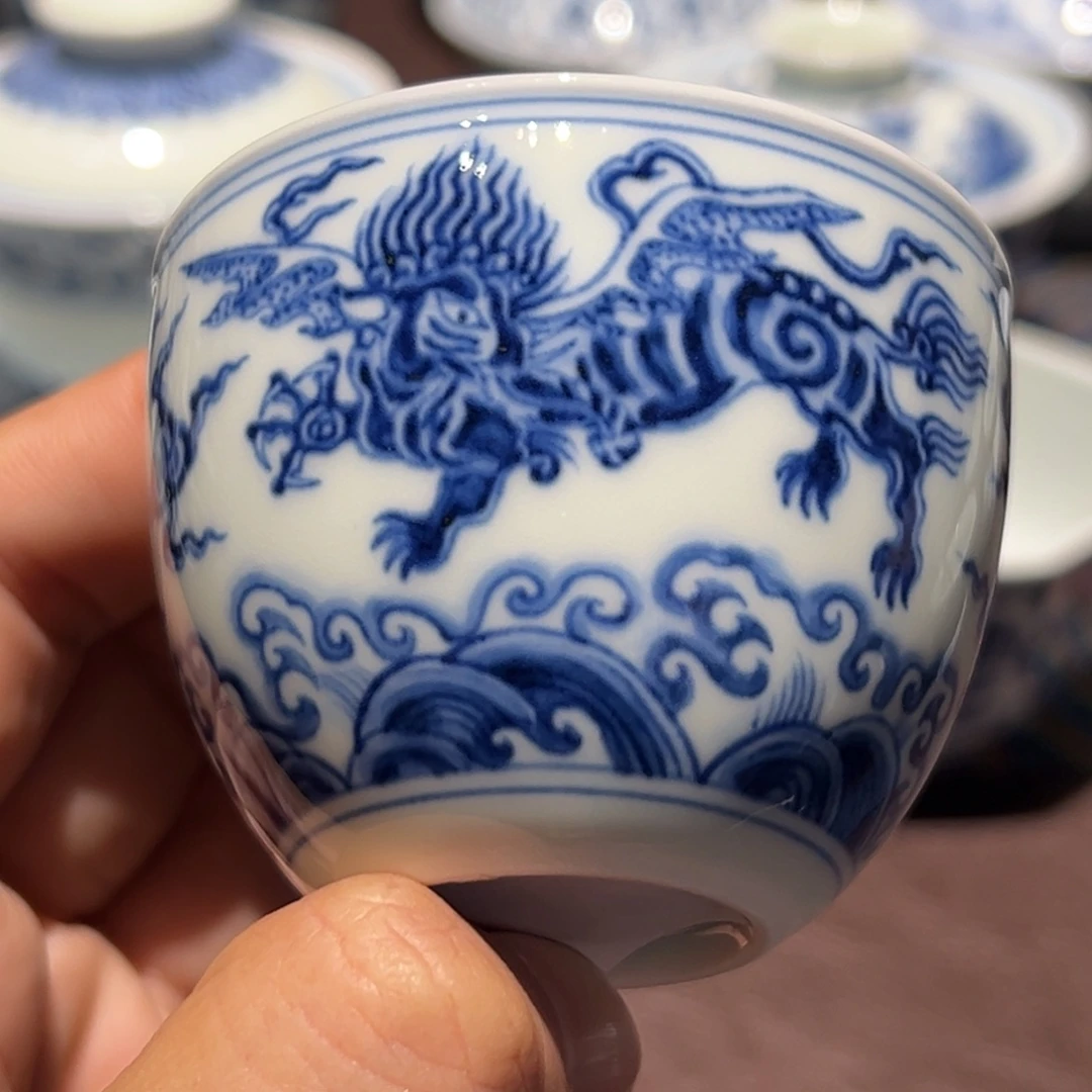 精品青花海水象小缸杯口径约6.5厘米