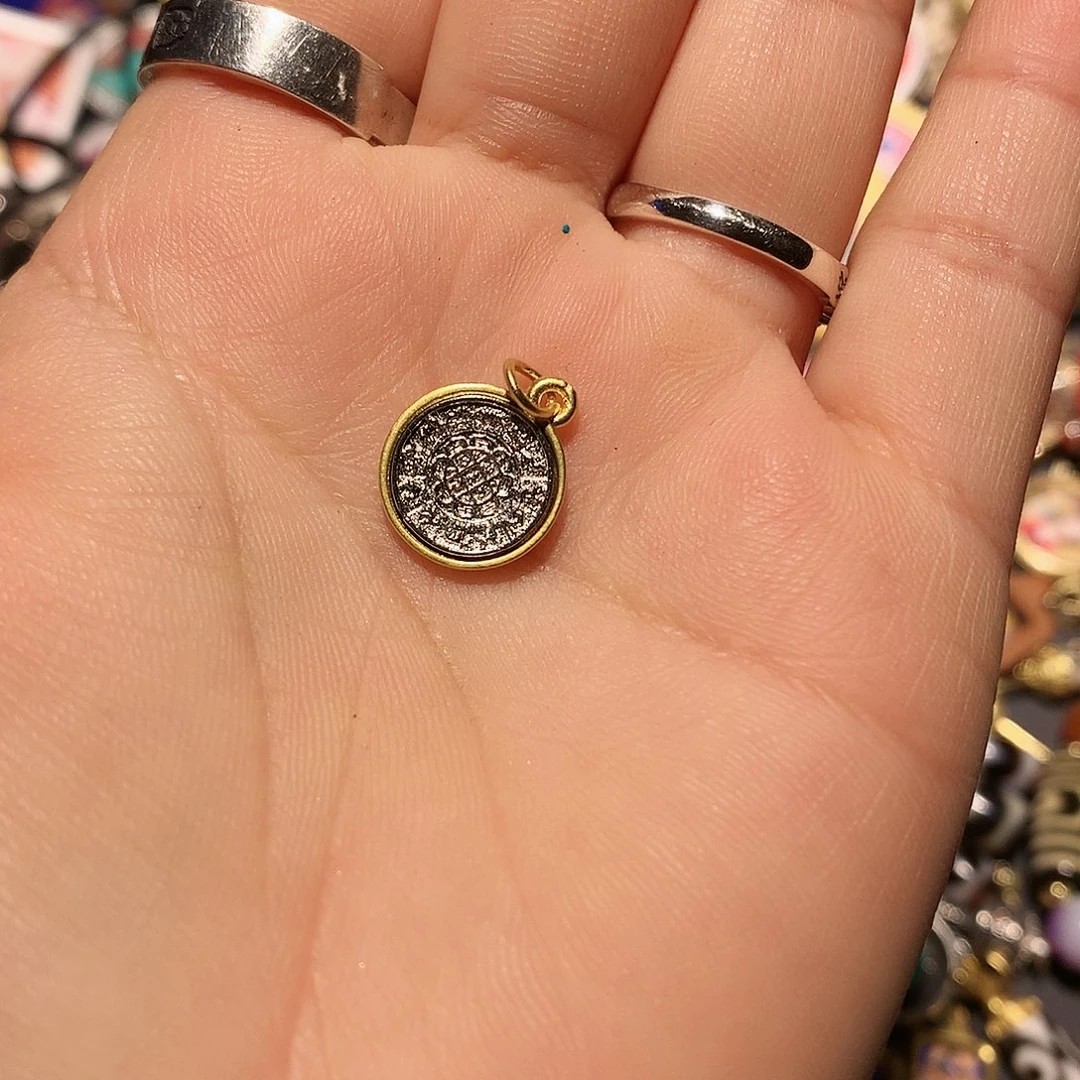 【闪购商品】风车木（黑檀木）s****?