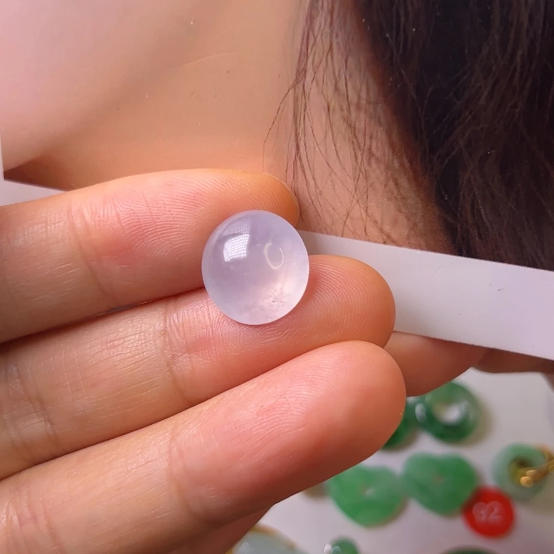 翡翠颈饰未镶嵌小****8旦面