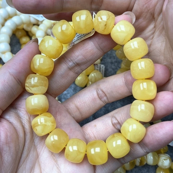 琥珀未镶嵌珠宝奇石39
