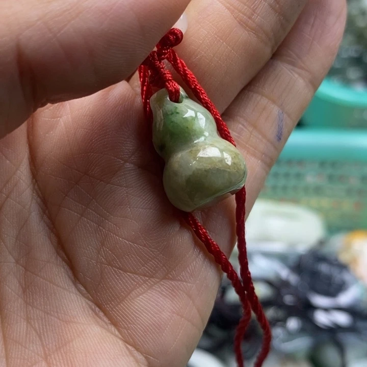 宋***绿翡翠未镶嵌吊坠(不含链)A644