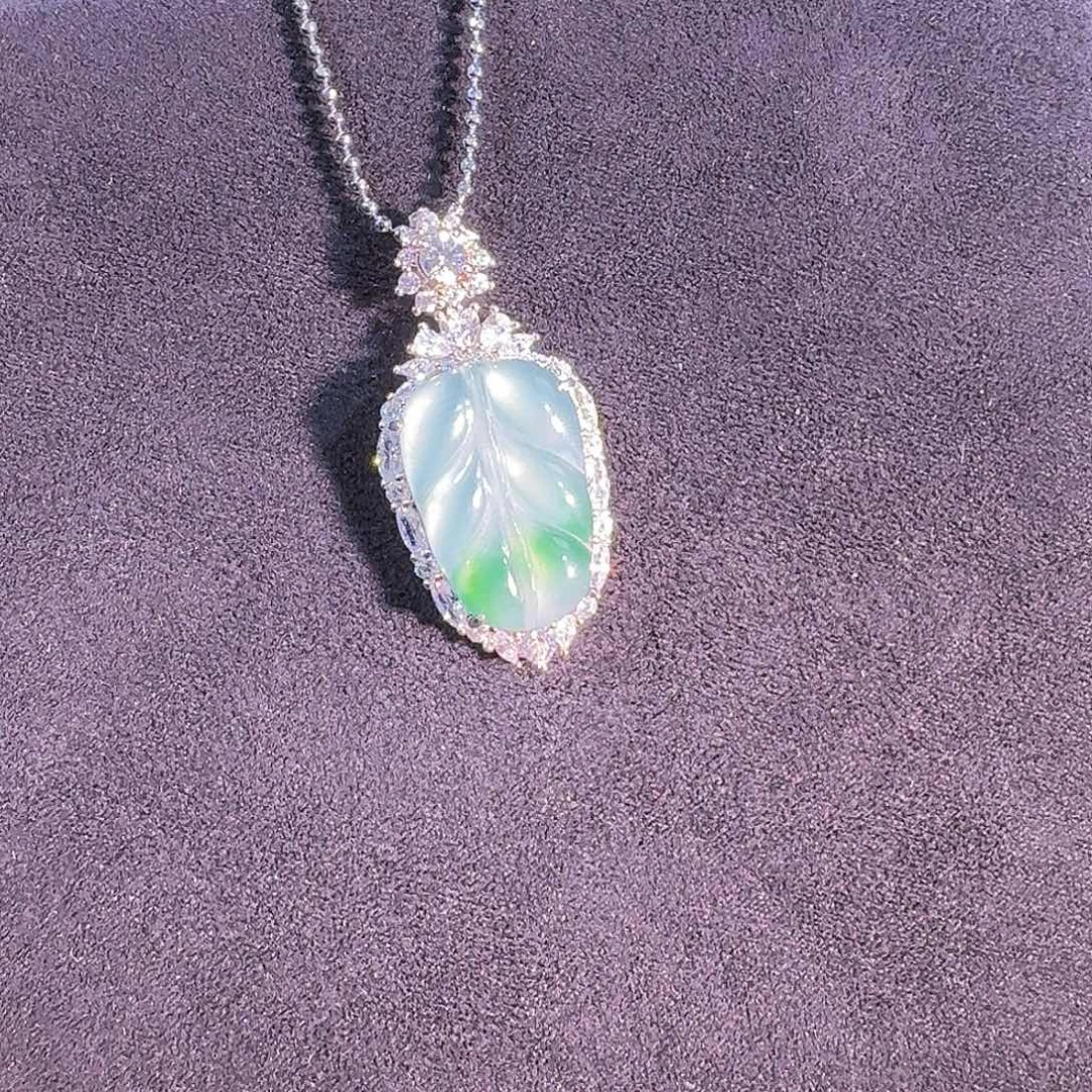 翡翠银S925镶嵌吊坠(不含链)叶子