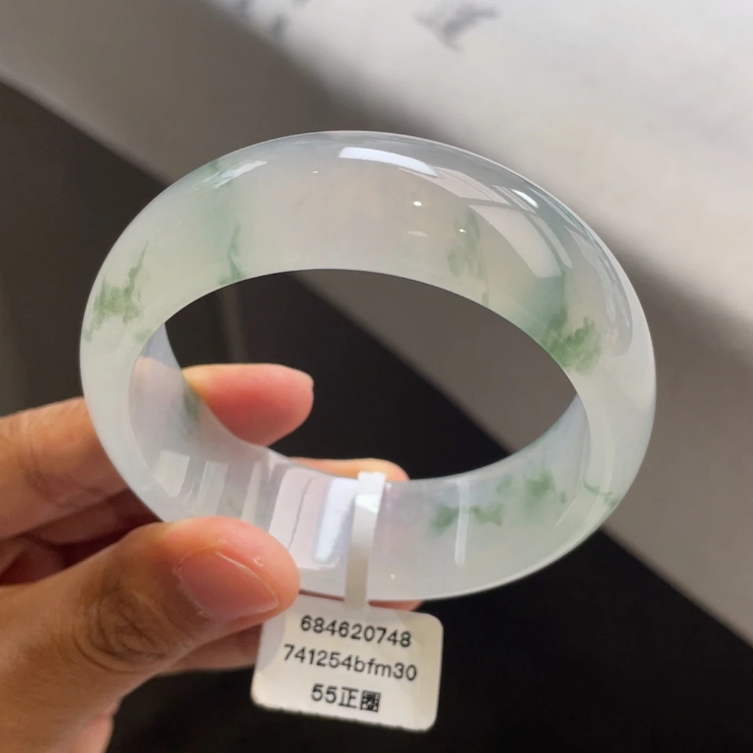 翡翠未镶嵌手镯白冰飘花大轮胎手镯