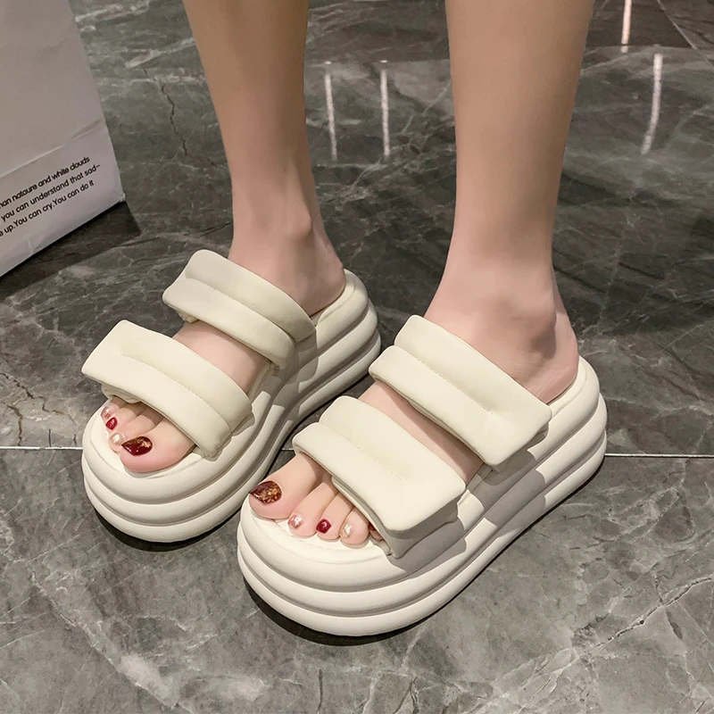 英伦风2025夏季新款厚底松糕防水台拖鞋面包拖女魔术贴一字拖