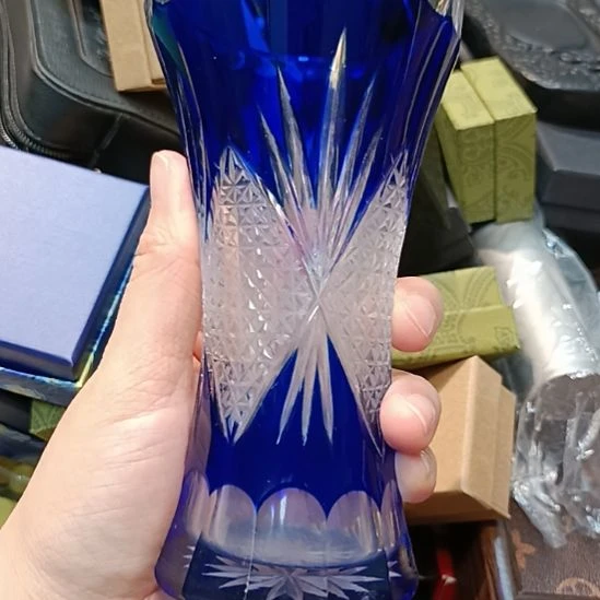 瓷片切子花瓶瓷器瓷器瓷器瓷器瓷器瓷器