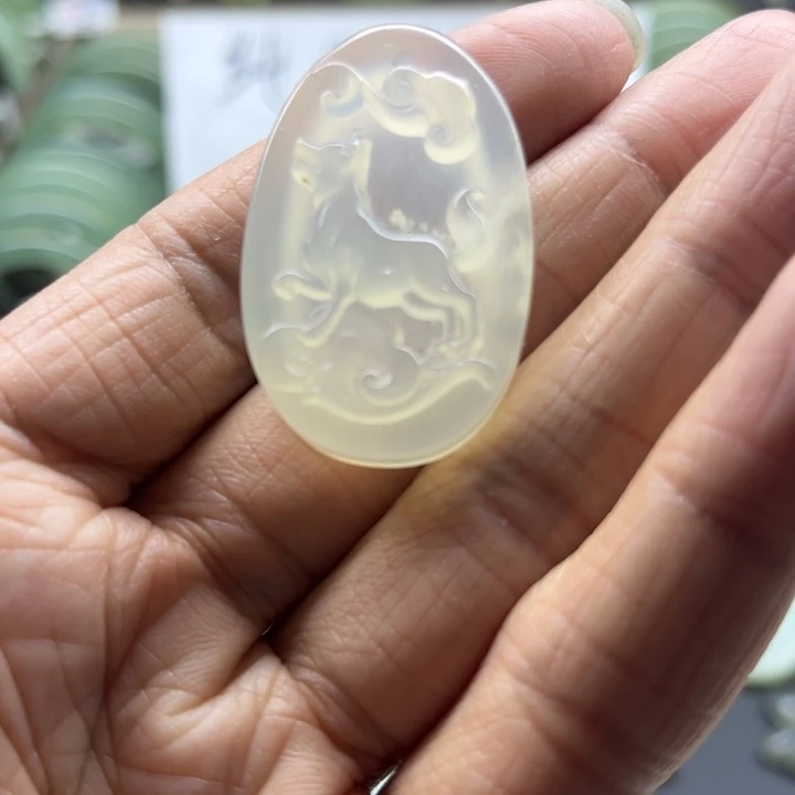 蛇纹石玉未镶嵌手镯24