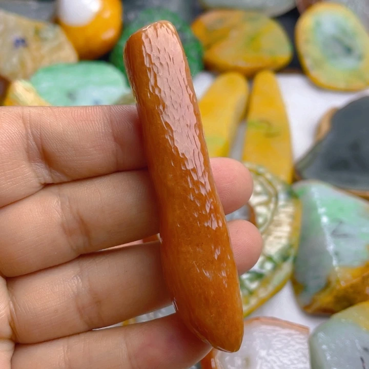 翡翠未镶嵌挂件翡翠