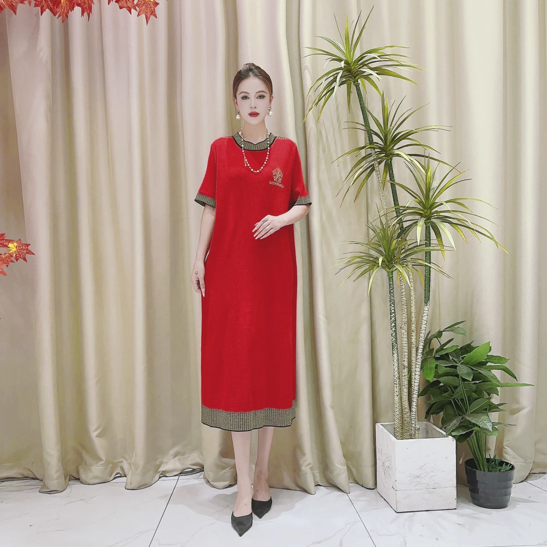 9510红色提花针织连衣裙收腰显瘦设计师优雅时尚轻奢气质复古