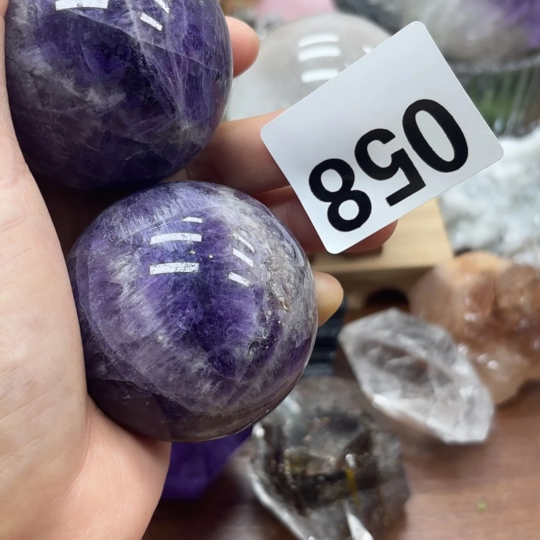 小***辣未镶嵌大型摆件（非配饰）水晶
