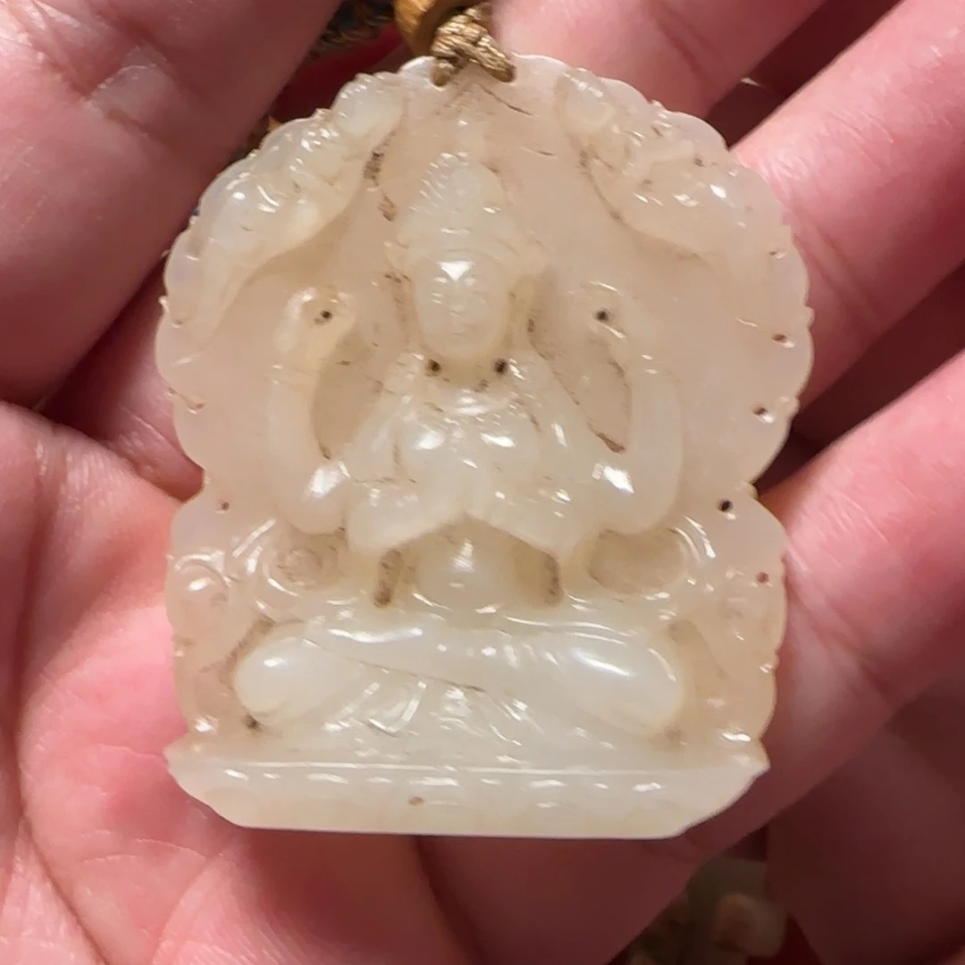 老***成和田玉未镶嵌把件