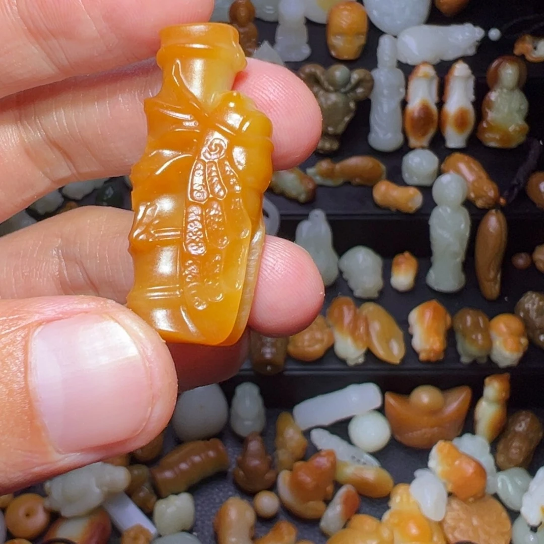 一***寸和田玉未镶嵌颈饰