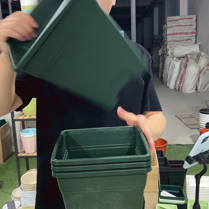 特价方形口23高25军绿带托4只