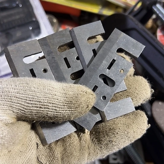 大哥看好下单闪电购4片