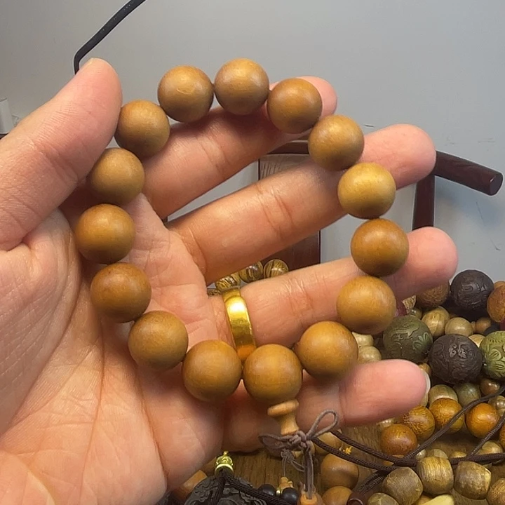 沉香手串好东西外面看不到