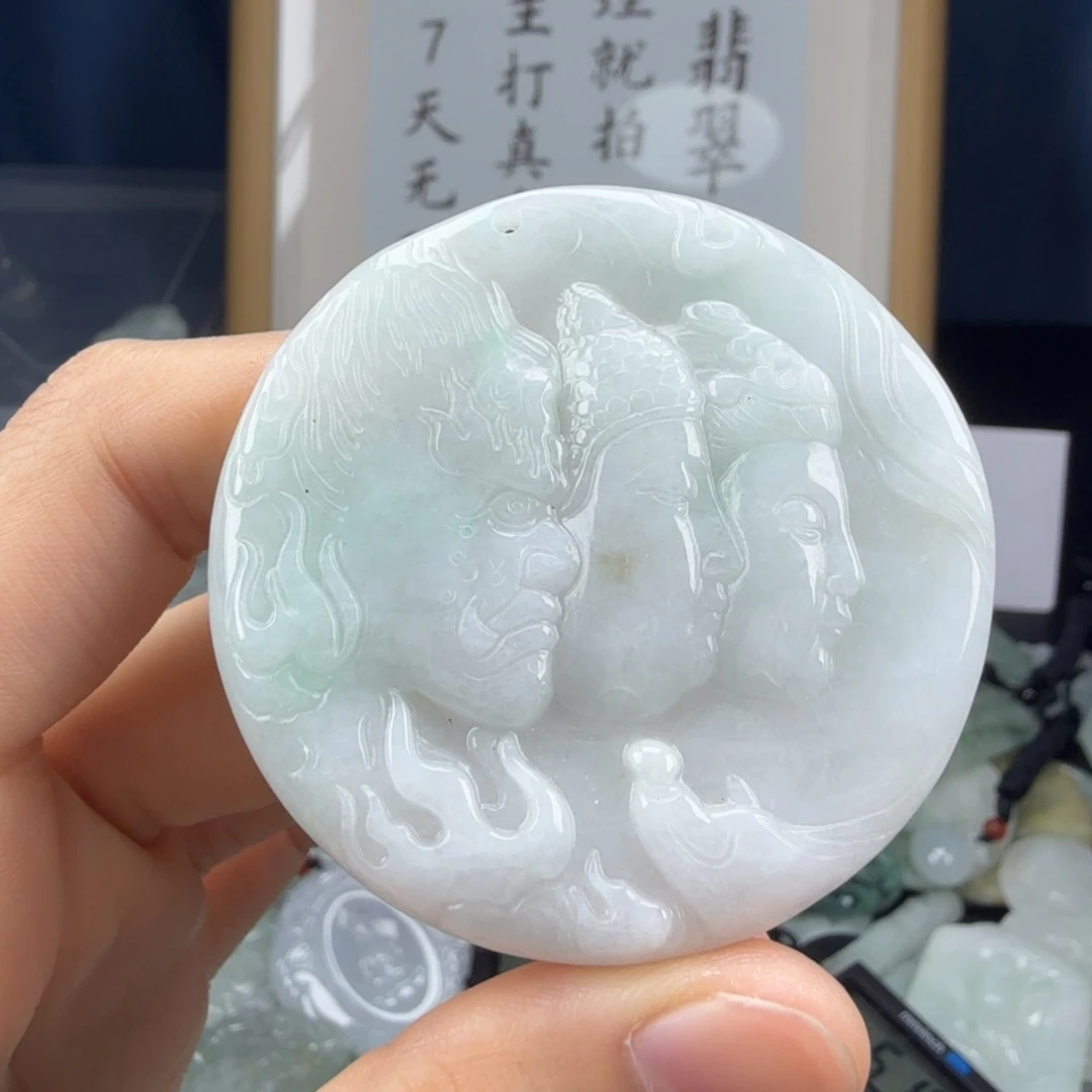 翡翠未镶嵌颈饰翡翠