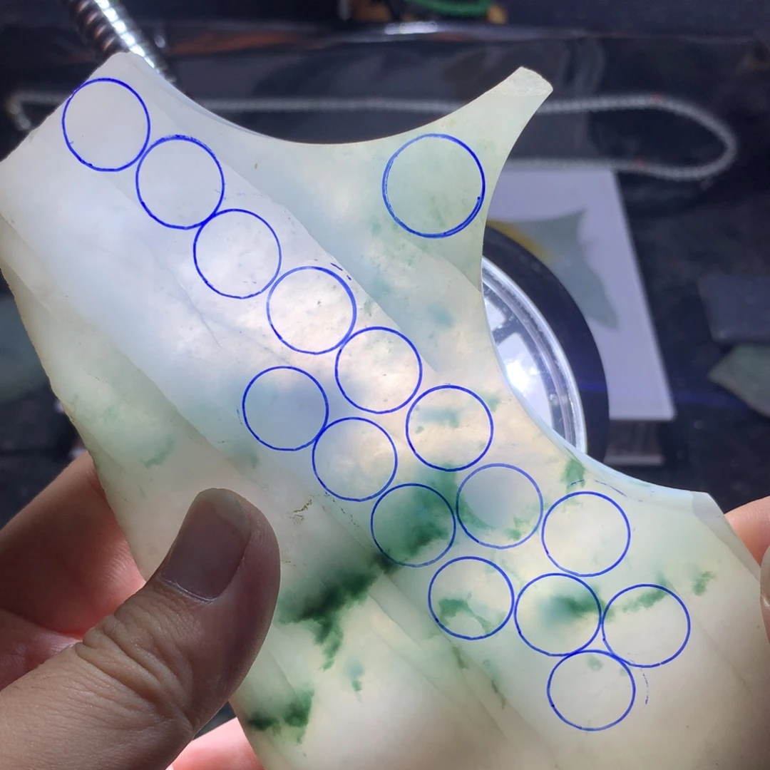 定制翡翠未镶嵌翡翠