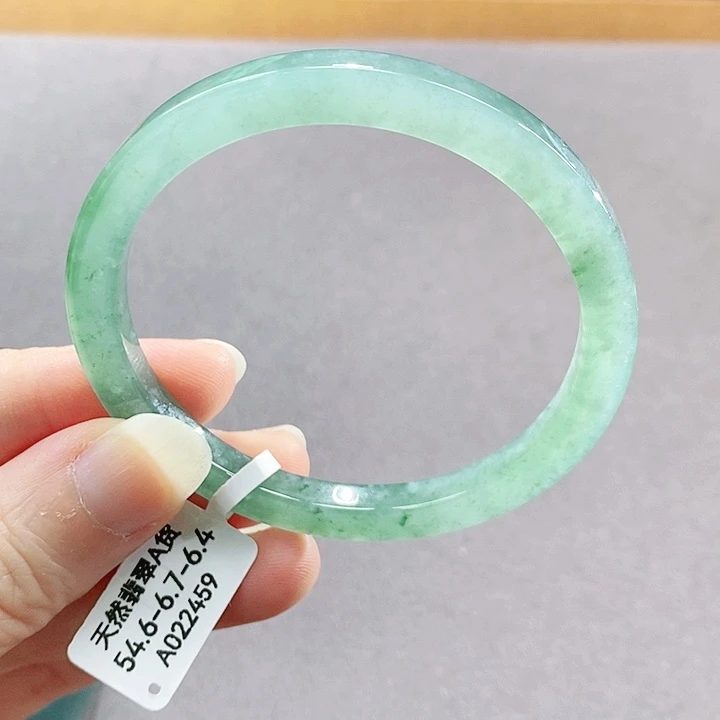 【闪购商品】未镶嵌手镯翡翠