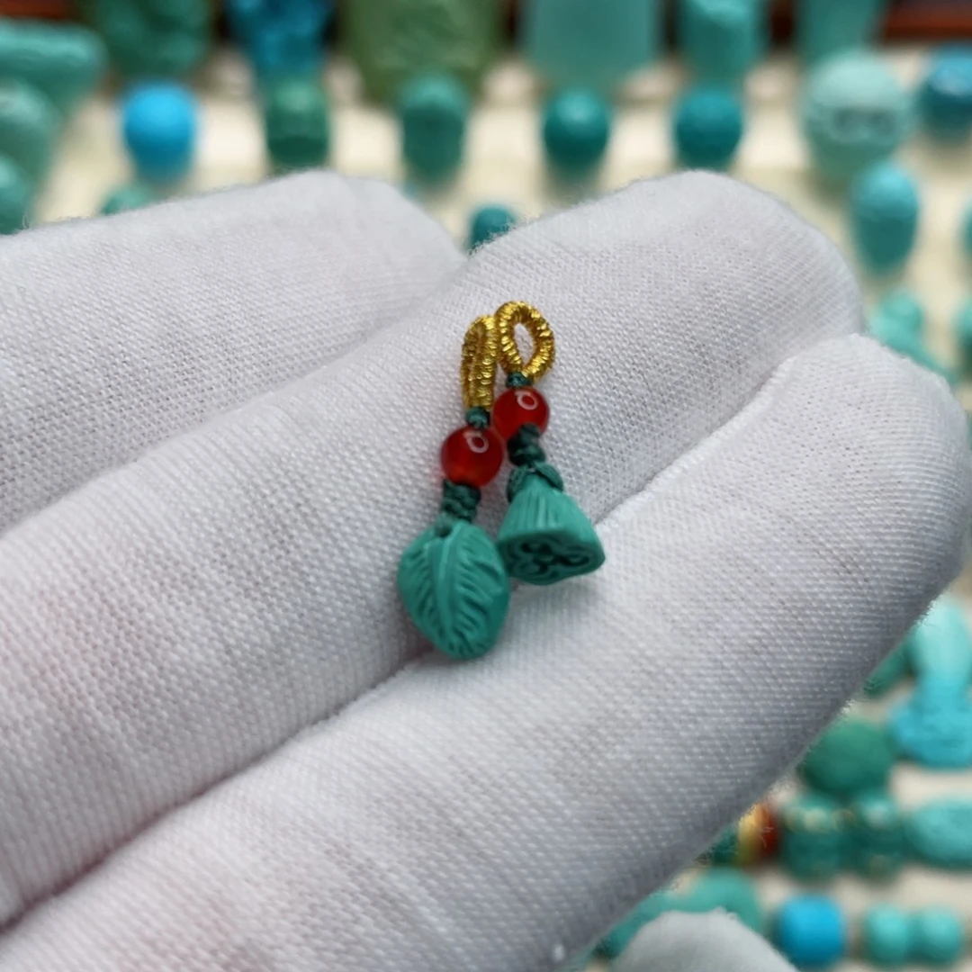 南红玛瑙未镶嵌珠宝奇石