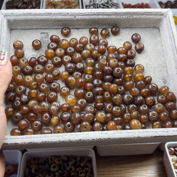 琉璃非金属2.5随机一颗