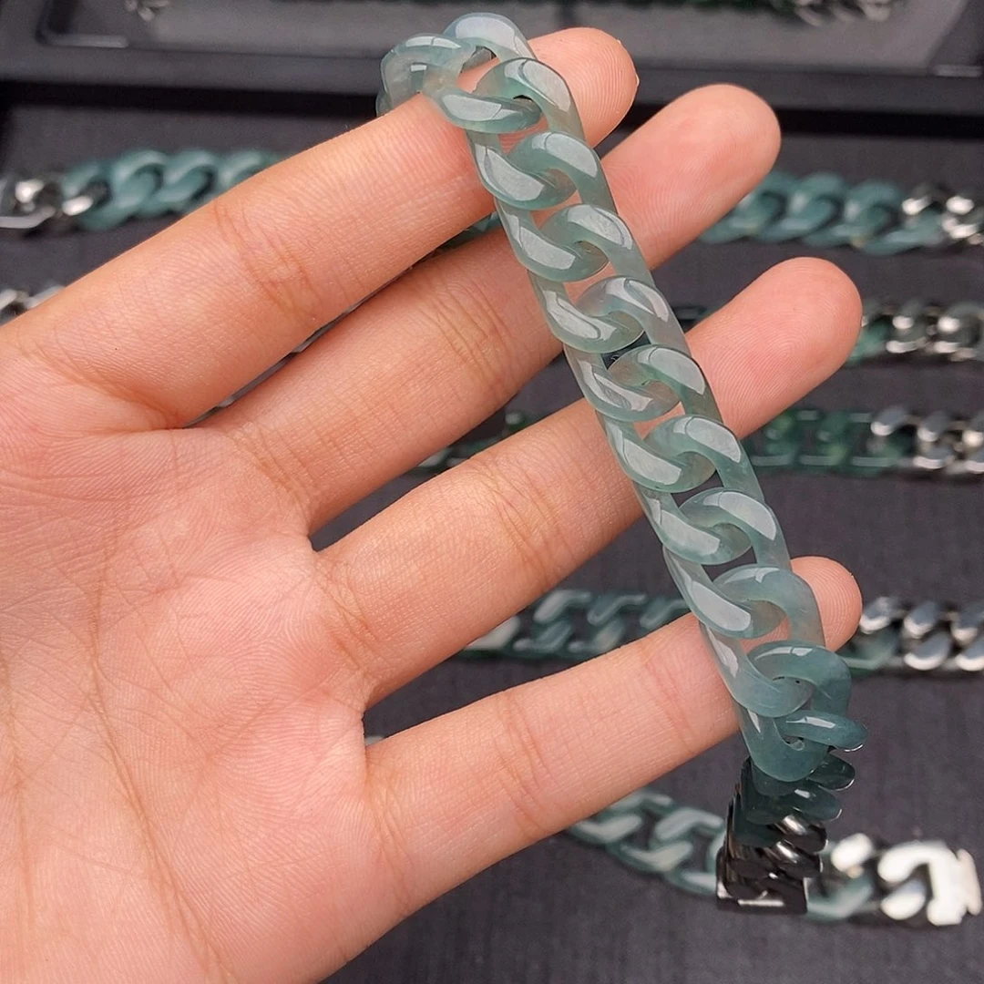 人***间翡翠未镶嵌手链翡翠