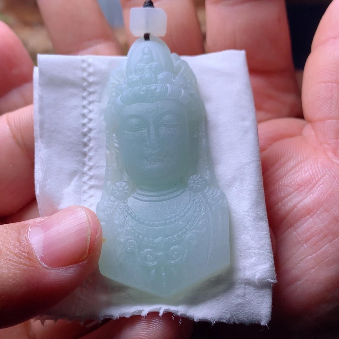 定制翡翠未镶嵌桑**玛翡翠