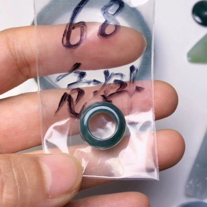 翡翠未镶嵌颈饰缅甸天然翡翠吊坠牌子珠子平安扣