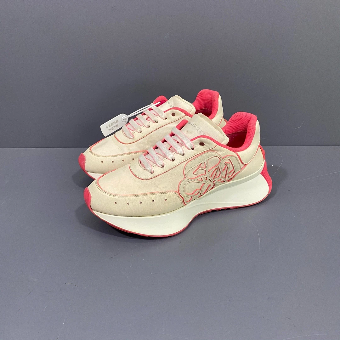 95新 Alexander McQueen/亚历山大·麦昆 35码 麦昆粉色 运动鞋